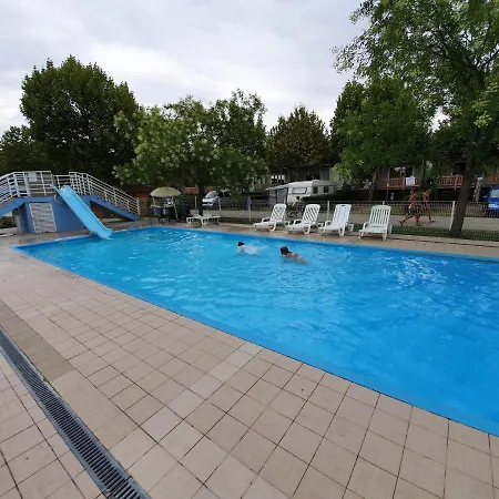 Naturexpert Mobil Hazak-pelso Campingplads