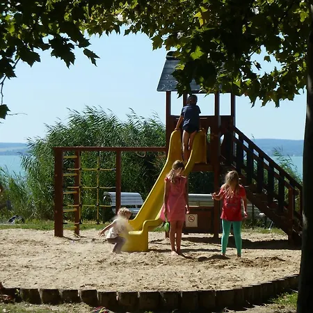 Campingplatz Naturexpert Mobil Házak-pelso *