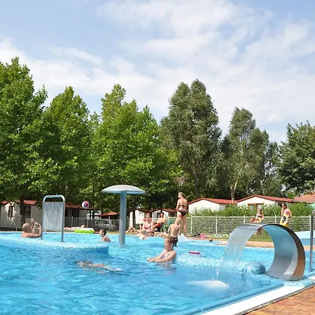 Campingplads Naturexpert Mobil Hazak-pelso