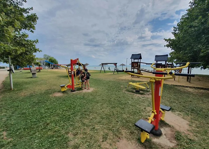 Kemp Naturexpert Mobil Hazak-pelso Alsóörs