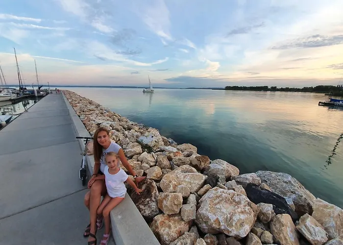 Naturexpert Mobil Hazak-pelso אתר קמפינג