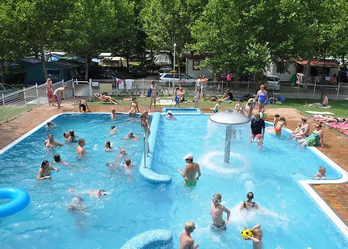 Kemp Naturexpert Mobil Hazak-pelso Alsóörs