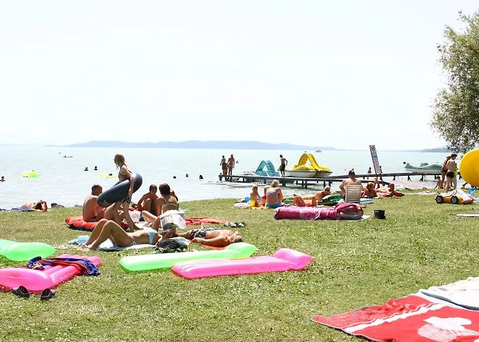 Naturexpert Mobil Hazak-pelso אתר קמפינג Alsóörs