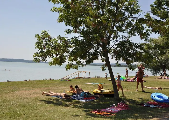 Kemp Naturexpert Mobil Hazak-pelso Alsóörs