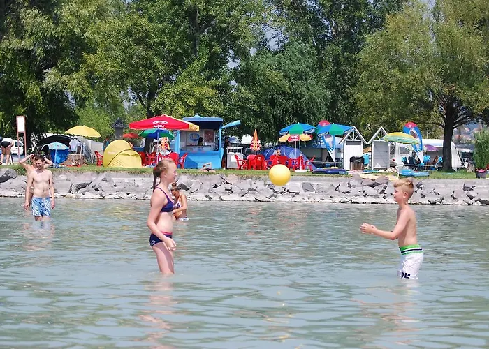 Naturexpert Mobil Hazak-pelso אתר קמפינג